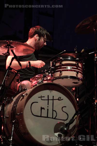 THE CRIBS - 2009-11-26 - PARIS - Zenith - 
